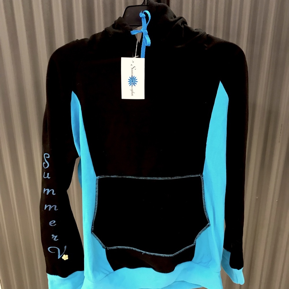 Long sweatshirt